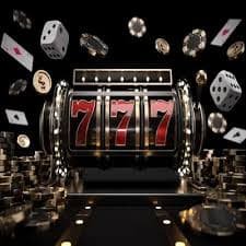 shan ko mee မိုဘိုင်းအက်ပ် မြန်မာဖုန်းဖြင့် ကစားနေသောပုံ
